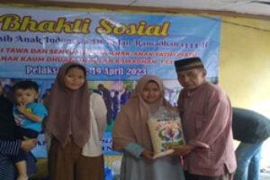 Dokumentasi Bakti shosial (35)